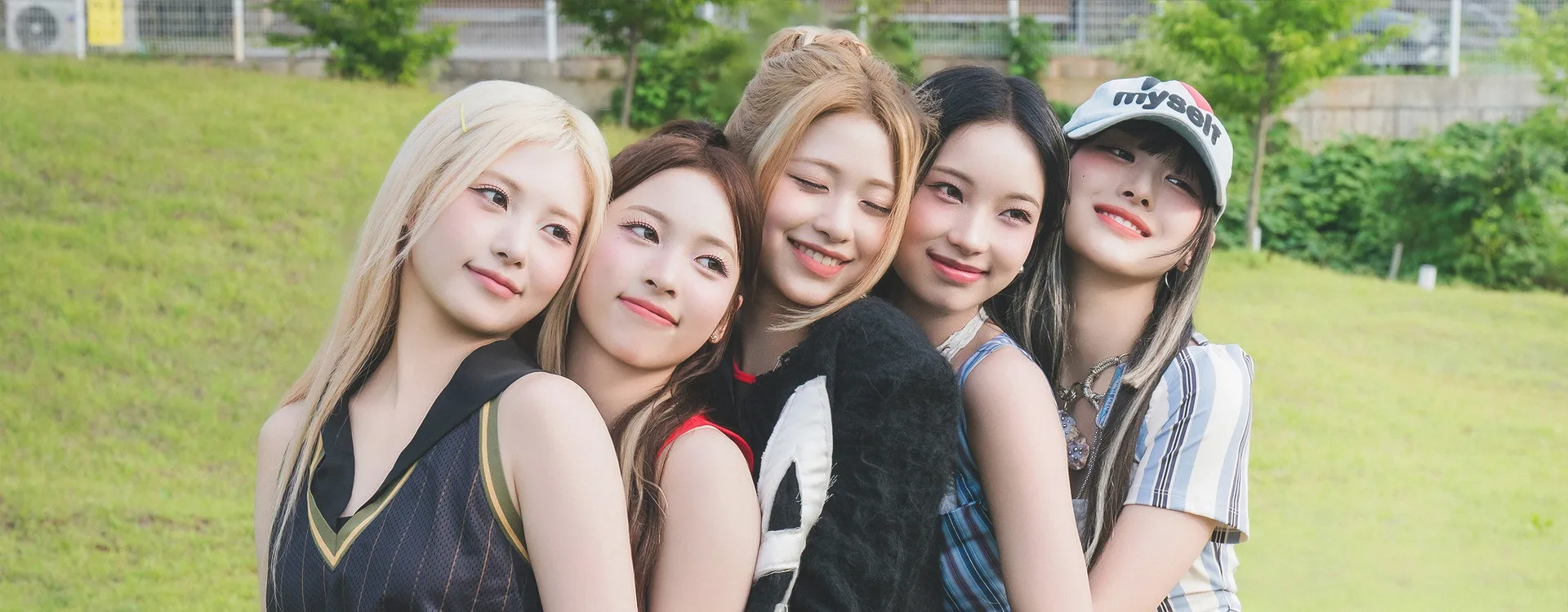 El satisfactorio ascenso de RESCENE, el grupo llegó al top 1 y 2 de Melon